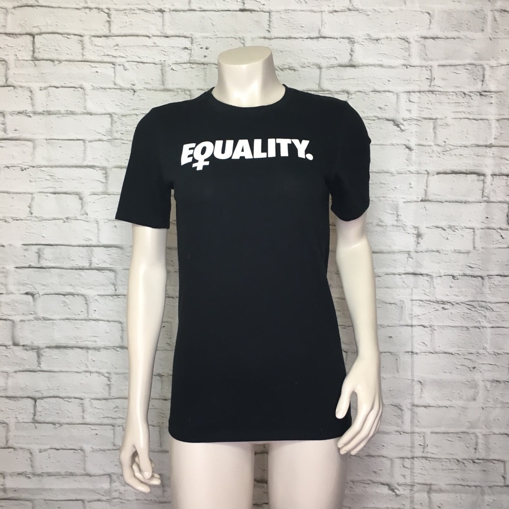 Nike International Women’s Day Equality T-Shirt XS